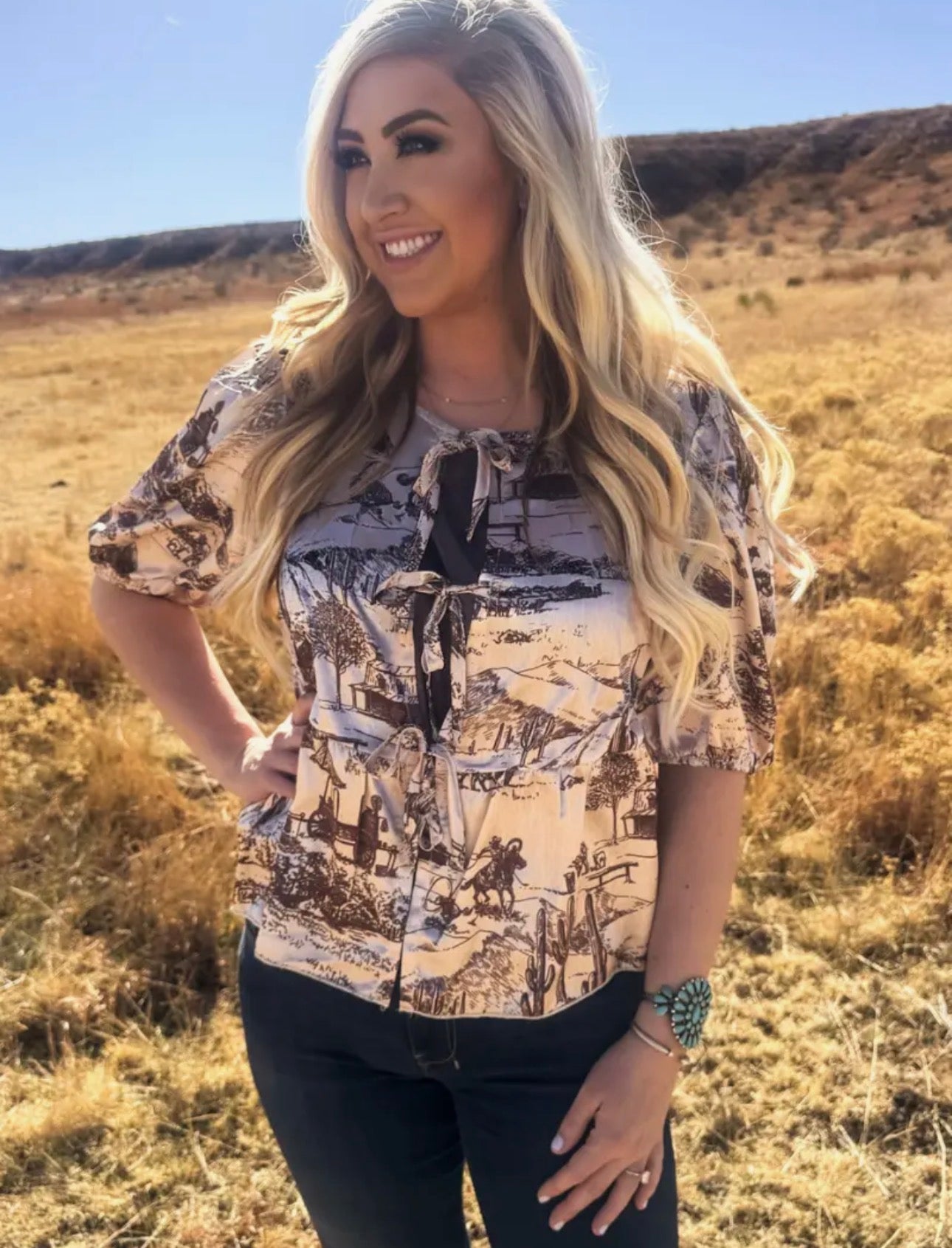 Ranch Tie Top